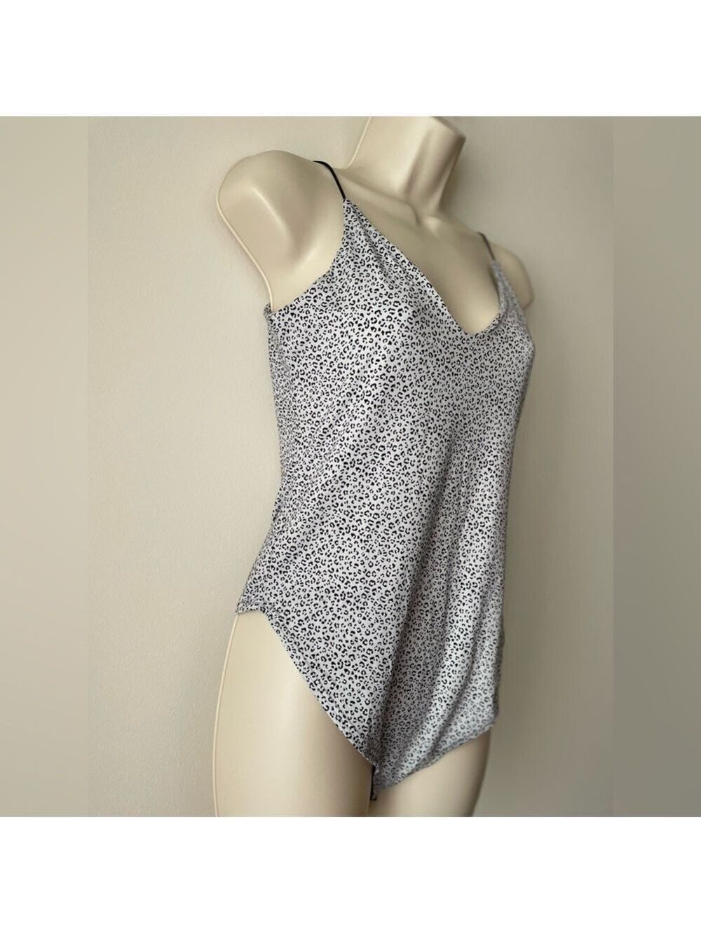 Gaze Gray Black Leopard Print Bodysuit Spaghetti Strap Stretch Fitted Small - Picture 10 of 15